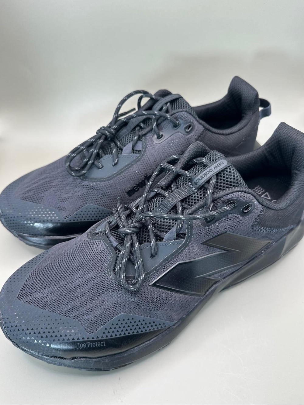 New Balance Dynasoft Nitrel V6 Gore-Tex MTNTRLF6 Men’s Running Shoes Size 13. 4E